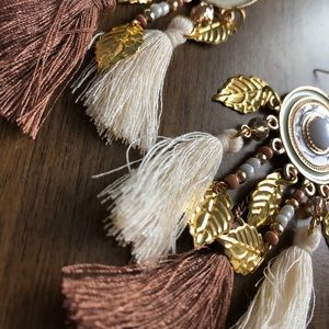 Beautiful feather tassel earrings